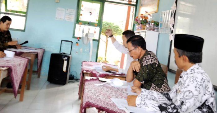 Peranan Pemerintah Desa dalam Peningkatan Pendidikan Dasar di desa Tanjungsari  02